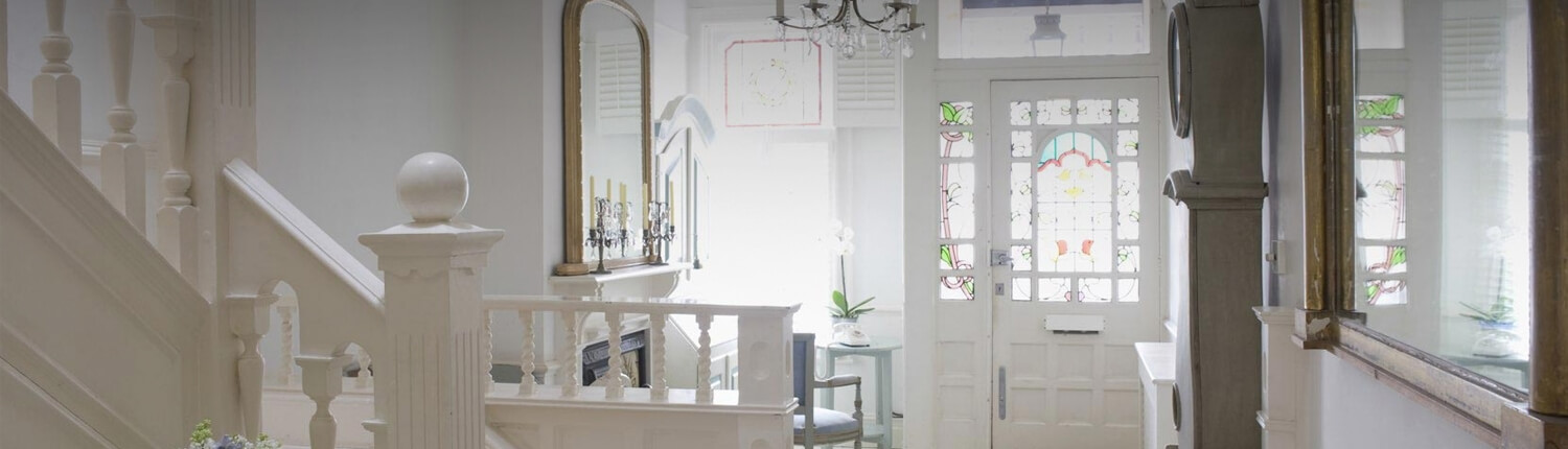 hall stairs interior design