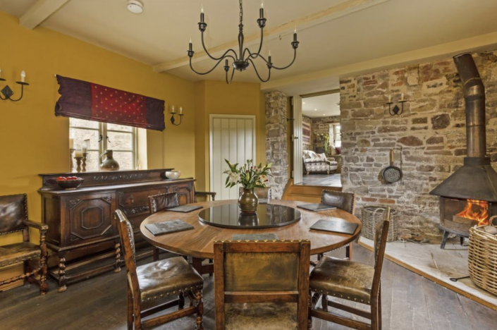 Juby-interior-design by Kirstie. Dining Room Interior Design and décor.