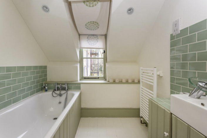 Juby-interior-design by Kirstie. Bathroom Interior Design and décor.