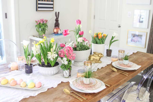 How to dress a table for Easter.