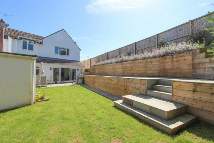 7699_26703739_IMG_43_0000